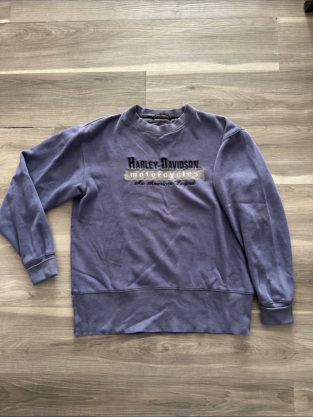 Harley-Davidson *distressed* Lavender Crewneck Sweatshirt Embroidered Logo